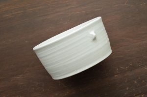 画像2: 乳白釉耳付き小鉢　/　照井　壮