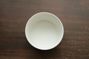画像2: 乳白釉ドラ鉢（中）　/　照井　壮