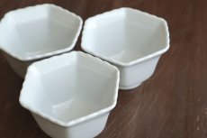 画像5: 乳白釉6角輪花鉢(小)　/　土井善男 (5)