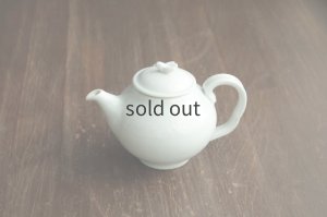 画像1: 白磁茶壷　/　稲村真耶