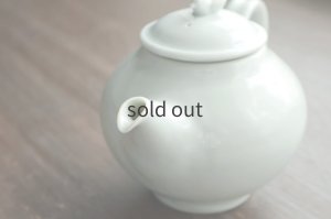 画像2: 白磁茶壷　/　稲村真耶