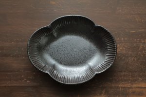 画像2: 耐熱木瓜深皿（L）黒錆　/　石渡磨美
