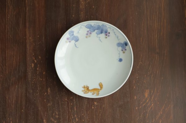 画像1: 色絵葡萄に栗鼠文5寸皿　/　清水なお子 (1)