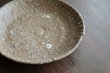 画像4: 長石釉白茶　4寸皿　/　安達健 (4)